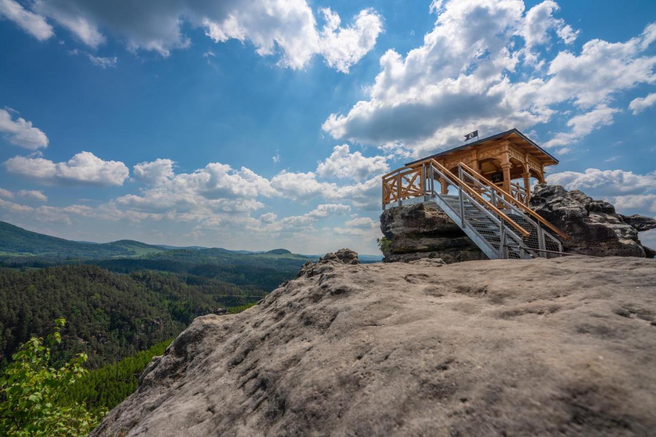 Edmundova Chata Єтршиховіце Екстер'єр фото